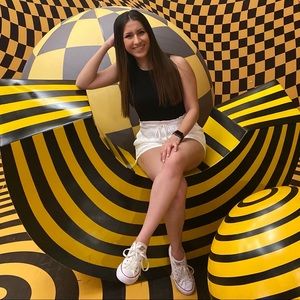 Meet your Posher, Gina